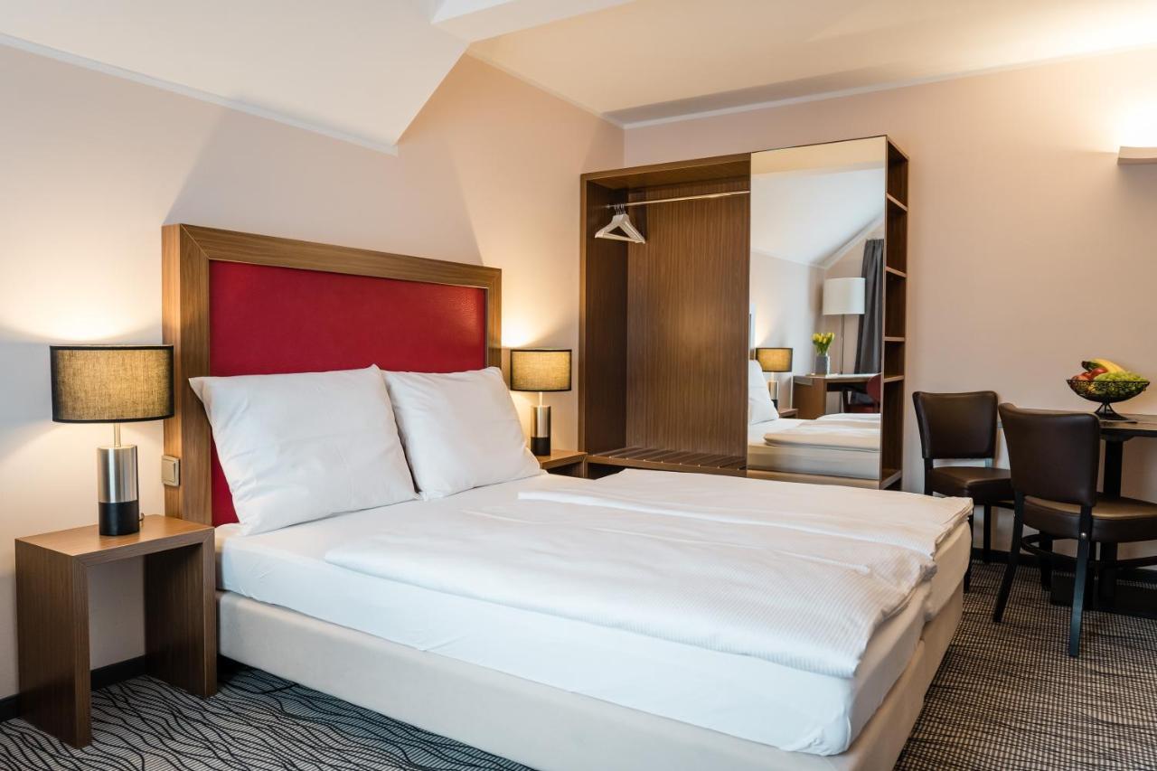 Point Hotel Apartments And Rooms Dresde Exterior foto