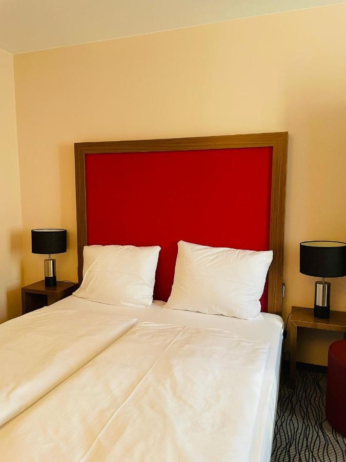 Point Hotel Apartments And Rooms Dresde Exterior foto